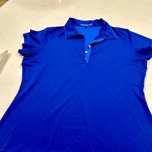 Nike Golf Tshirt.Women’s w/vented back panel.Size med/Never worn. Royal blue.